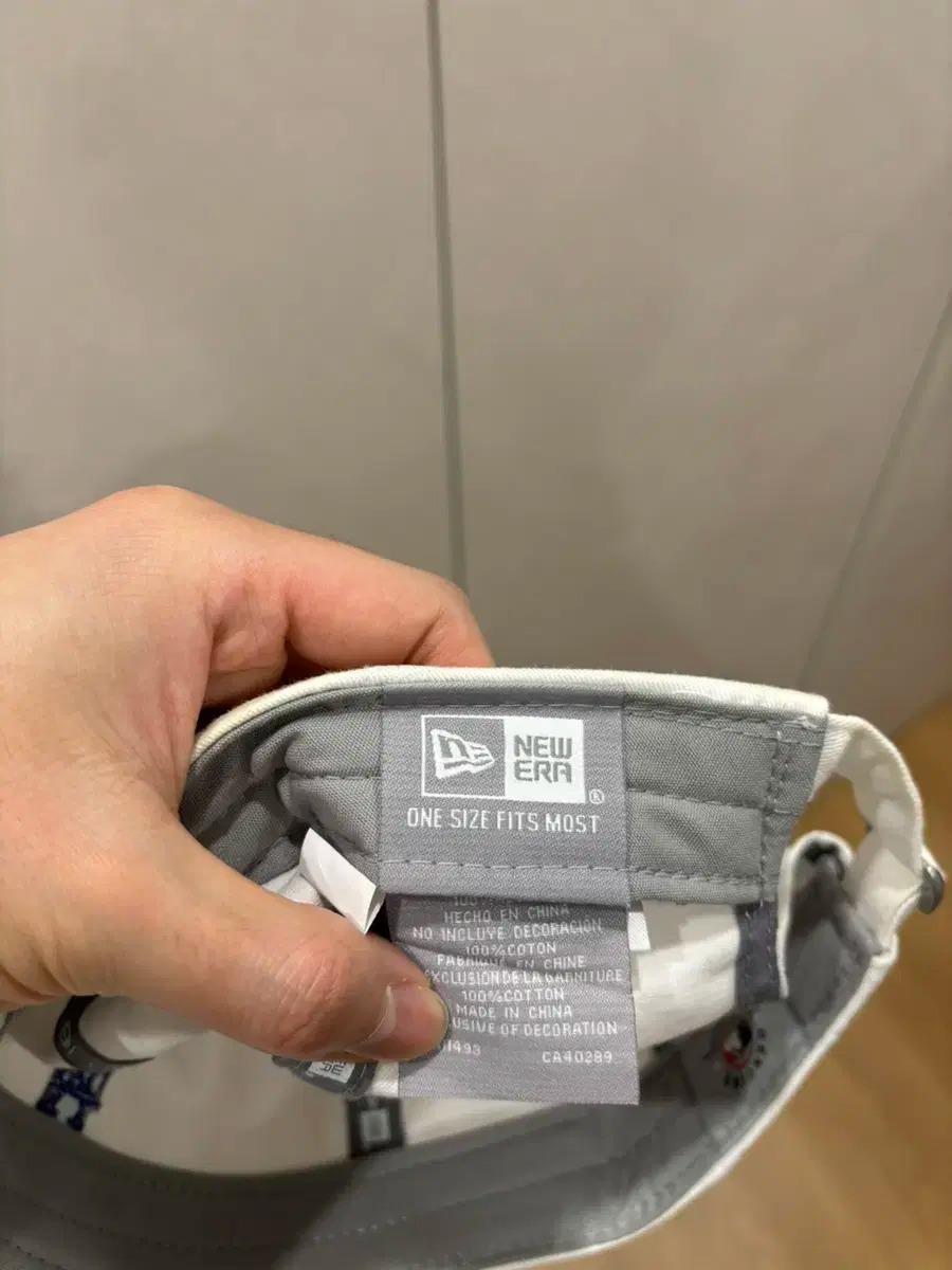 뉴에라 남녀공용 캡모자 판매